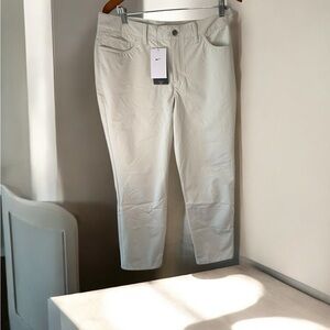 Nike Women’s Golf Pants Size 12 NWT Cream